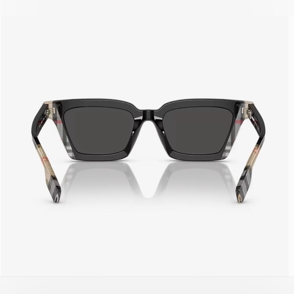 Burberry Sunglasses, New - Picture 4 of 6